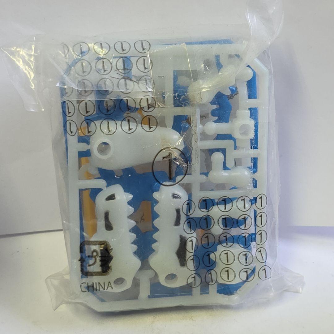 ほねほねザウルス　新品　スペシャルパーツ　フィギュア　レトロ　レア　おもちゃ — image 2