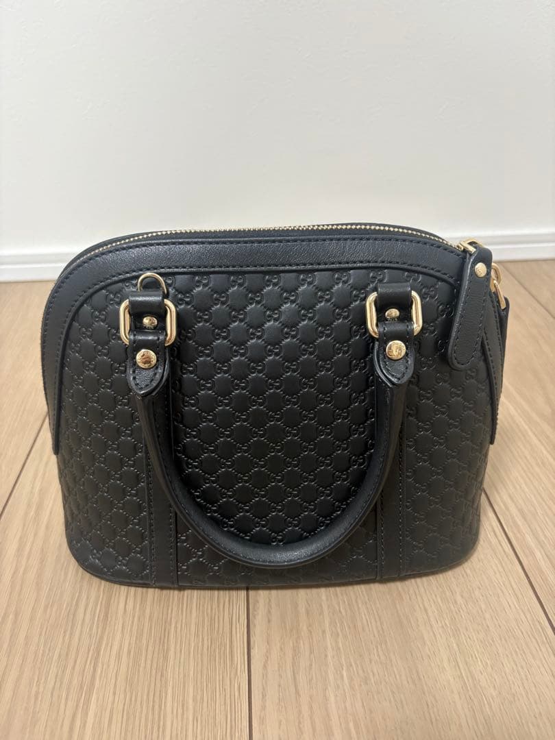 GUCCI マイクログッチシマ ハンドバッグ — image 2
