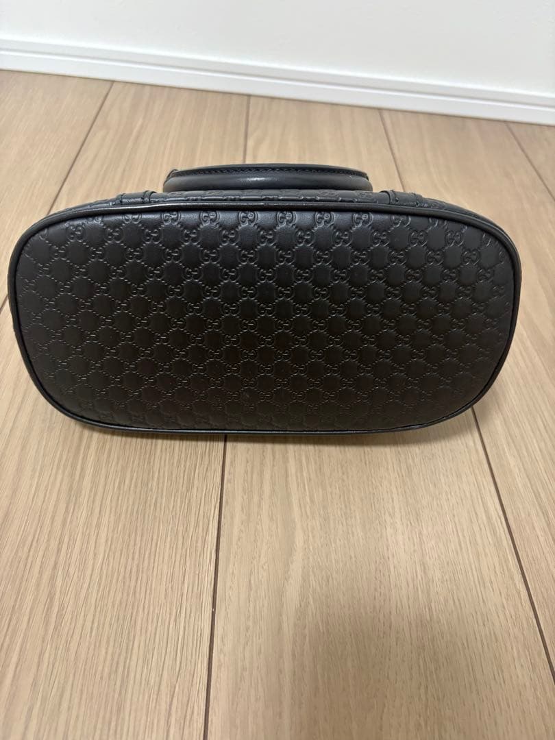 GUCCI マイクログッチシマ ハンドバッグ — image 3