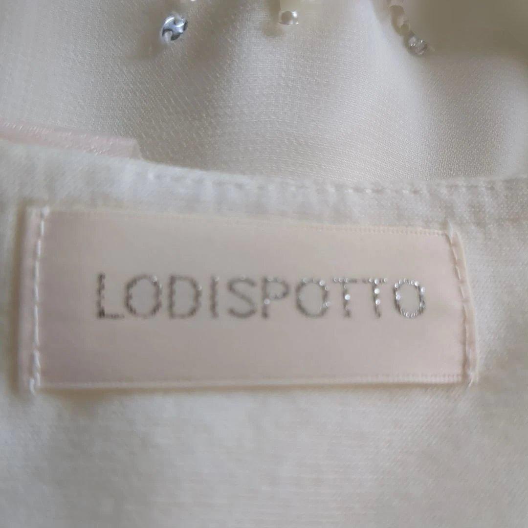 LODISPOTTO株玉屋　ビジューデザイン裏地付オーバーブラウスMオフホワイト — image 2