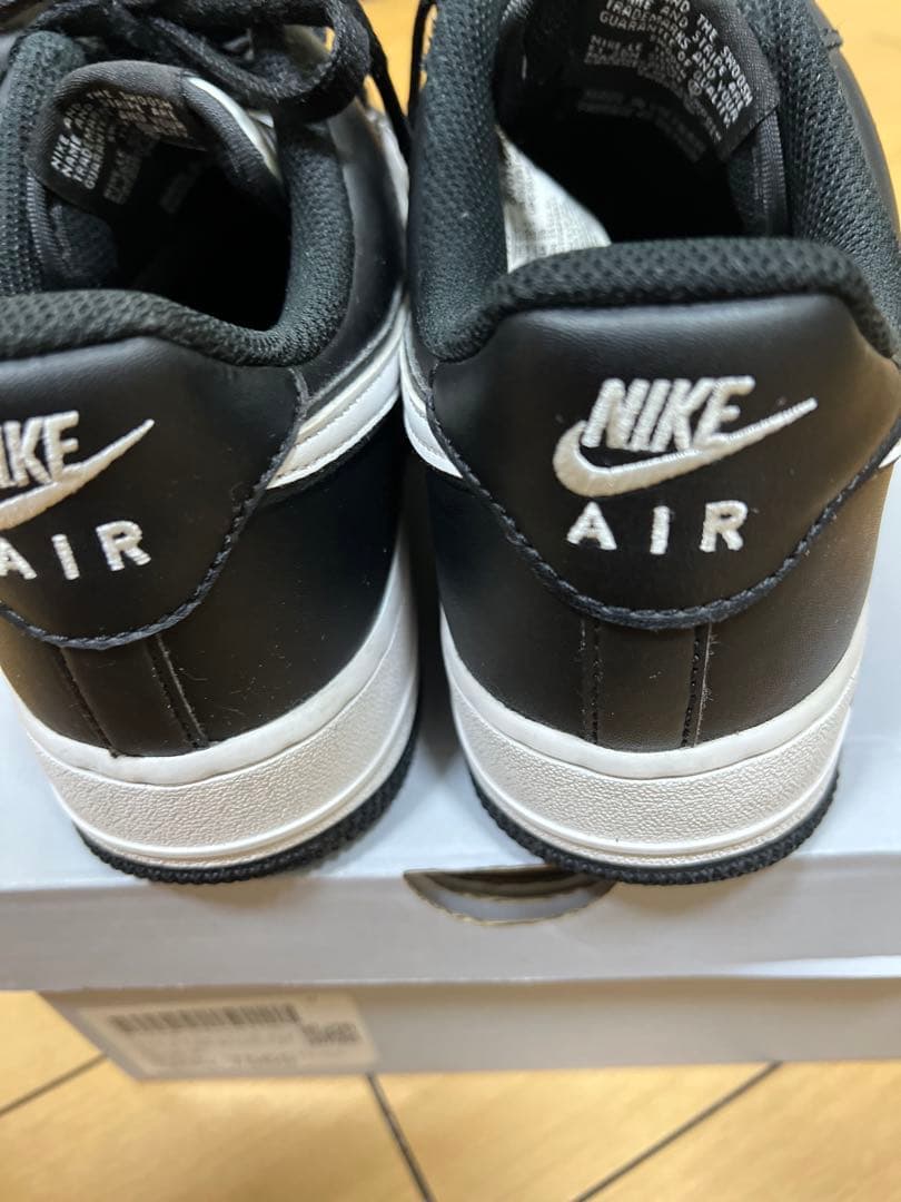 NIKE AIR FORCE 1 ブラック ホワイト スニーカー( 25.5 ) — image 5