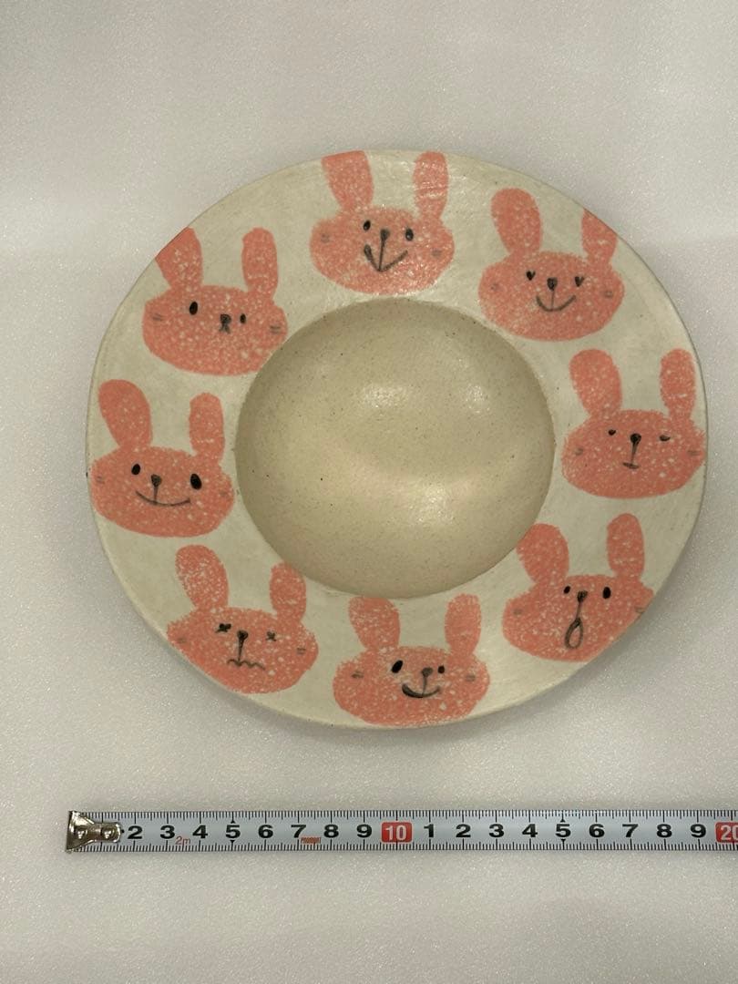 希少 岡村友太郎 DEARYOU表参道店個展 お皿 食器 うさぎ 新品未使用品 — image 4