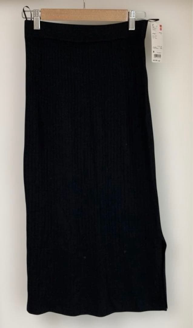 新品タグ付き　UNIQLO メリノブレンドリブスカート M — image 2