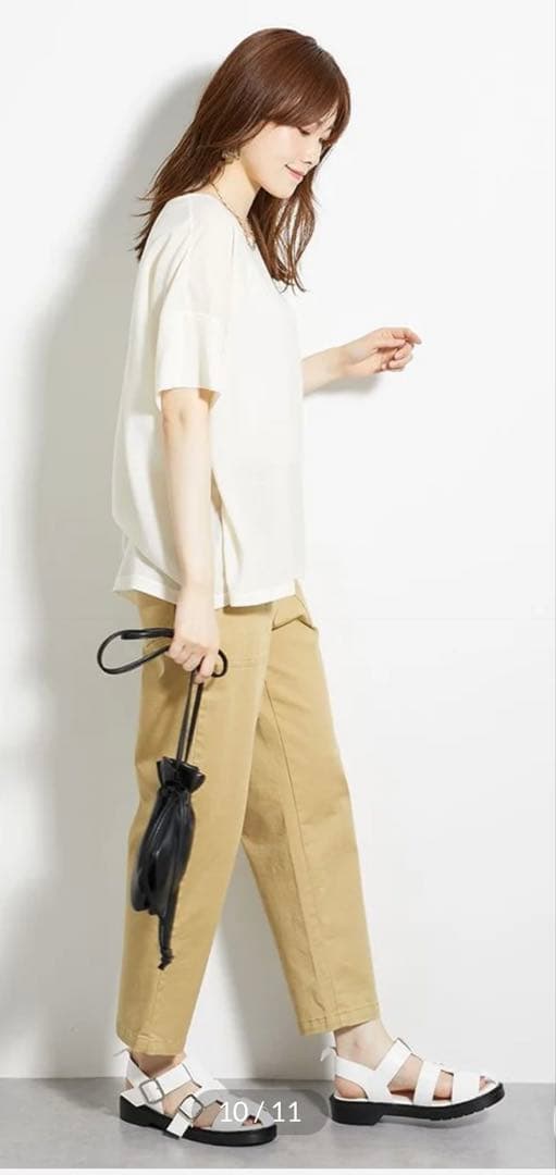 【新品未使用】Lugnoncure後ろタックプルオーバー （オフ） — image 3