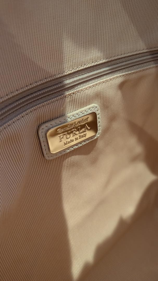フルラ　Furla Piper ハンドバッグ M　アイボリー — image 5