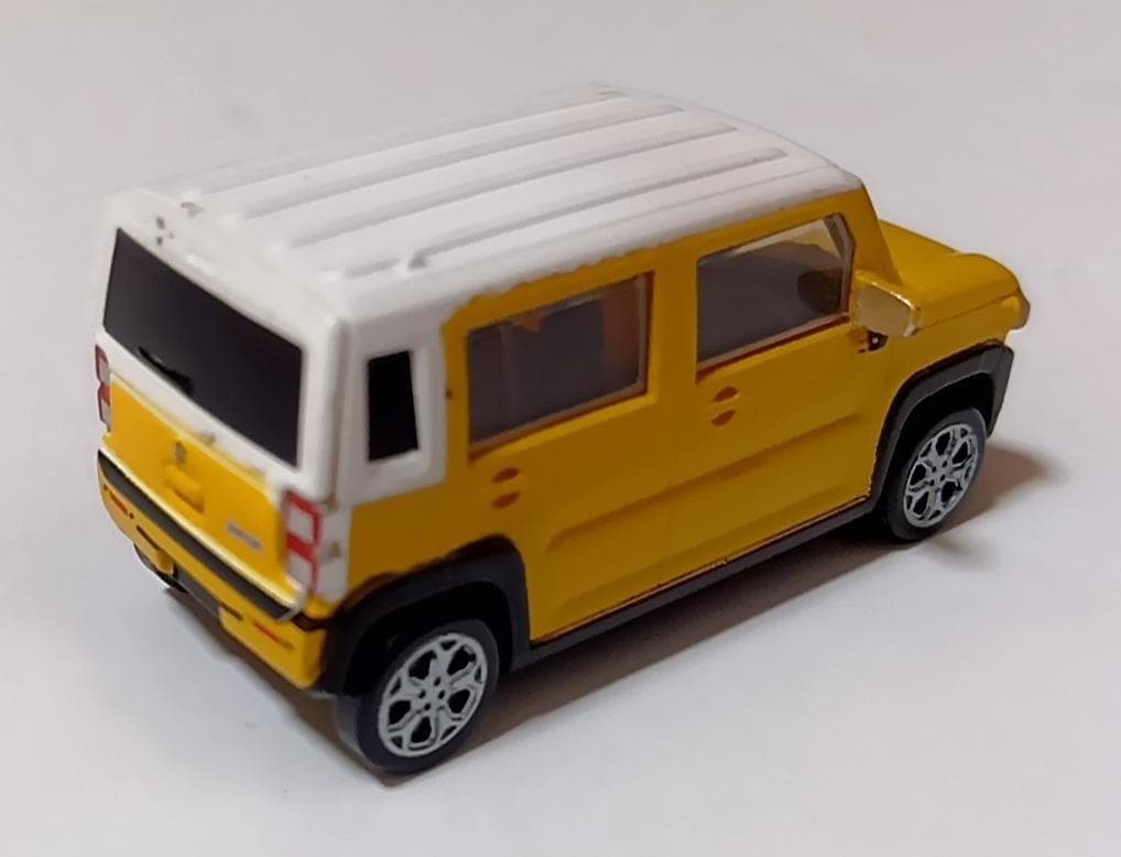Suzuki Hustler ミニカー イエロー ホワイトルーフ — image 4