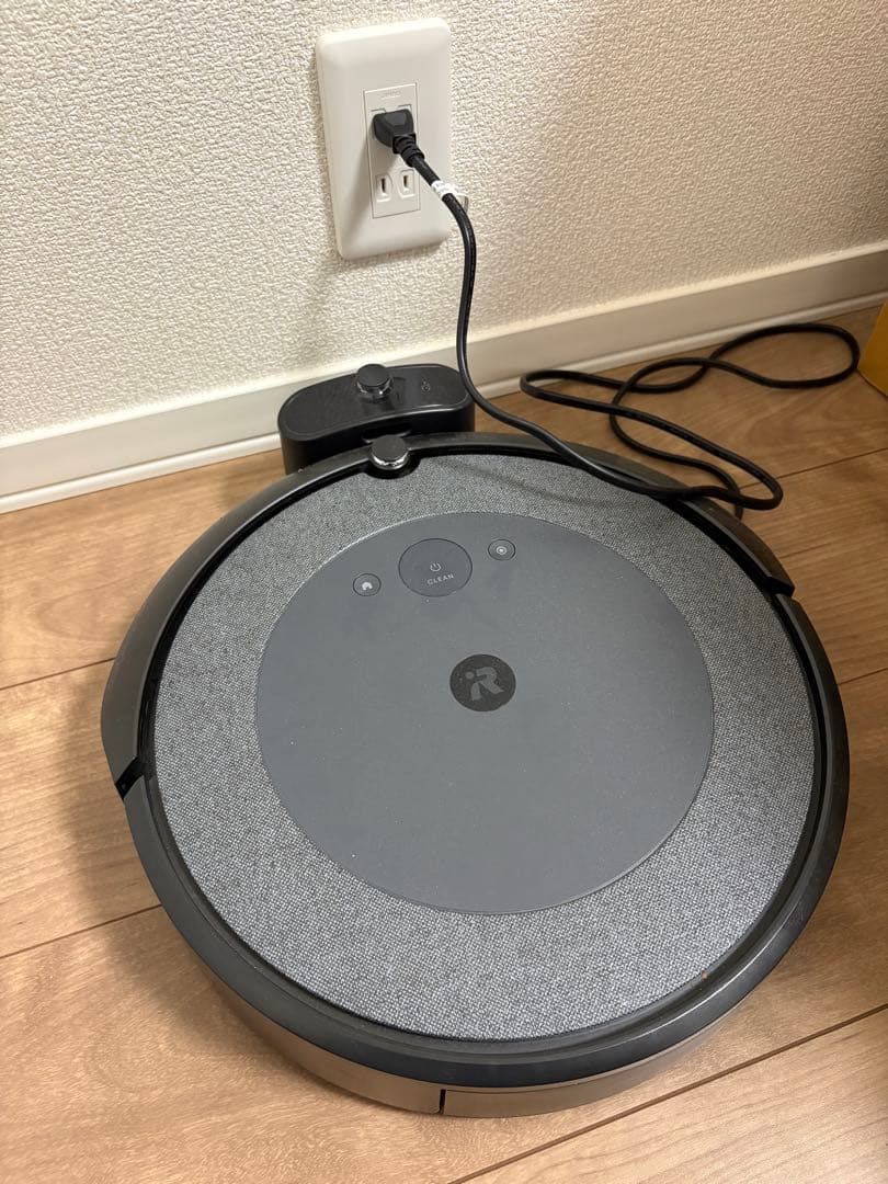 <mela.様専用> iRobot ルンバ　ロボット掃除機 i3 本体 — image 3