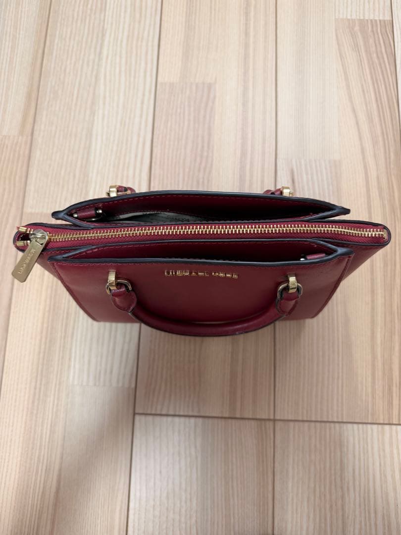 MICHAEL KORS バーガンディ ハンドバッグ — image 3