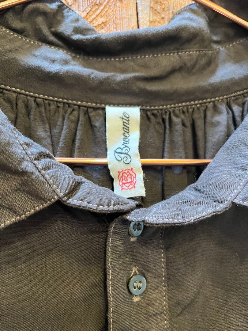 Brocante 半袖 プルオーバー シャツ ダークグレー — image 2