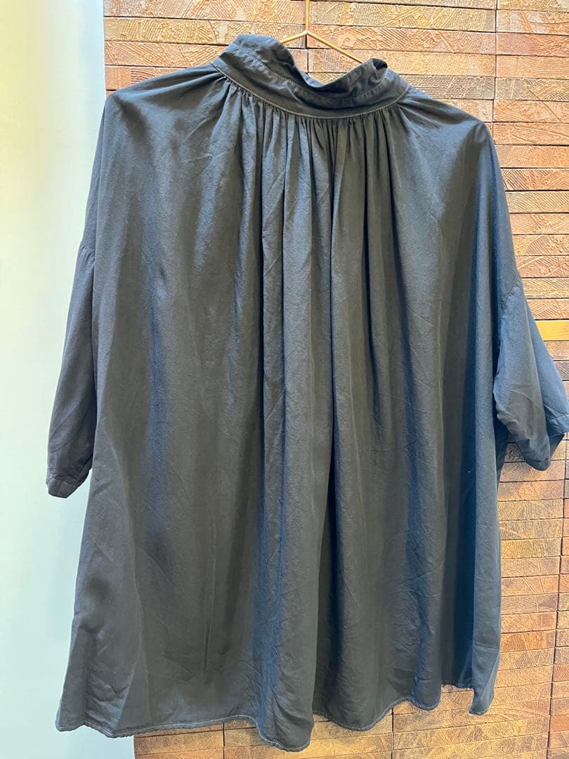 Brocante 半袖 プルオーバー シャツ ダークグレー — image 3