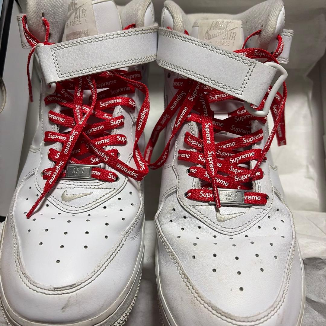 NIKE Supreme Air Force 1 Mid White — image 3