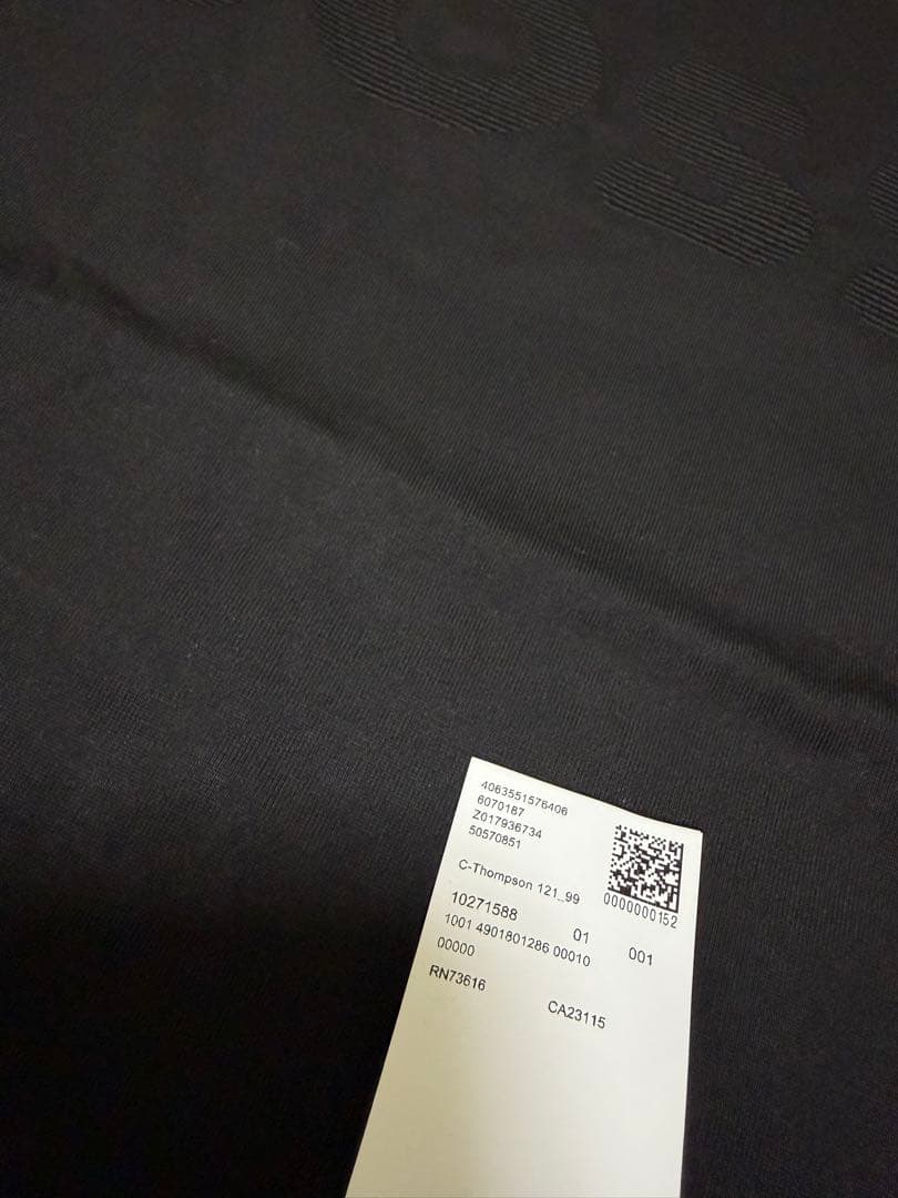 HUGO BOSS 新品未使用　メンズ　tシャツ M — image 4