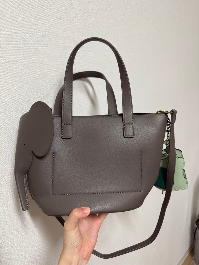象デザイン グレー ハンドバッグ CHOR CHANG — image 2