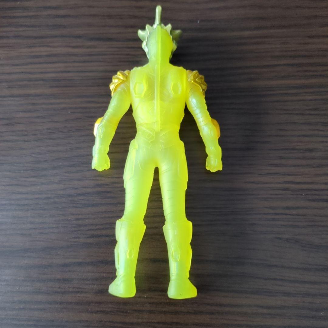 ウルトラマンジード ソリッドバーニング(フュージョンライズイエローver.) — image 4