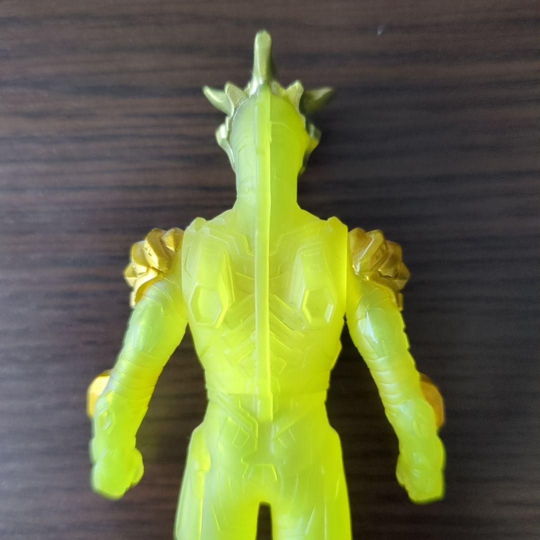 ウルトラマンジード ソリッドバーニング(フュージョンライズイエローver.) — image 5