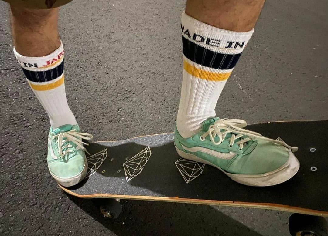 チンアンドコー 靴下 "NEW SKATER -yellow- " Socks — image 3
