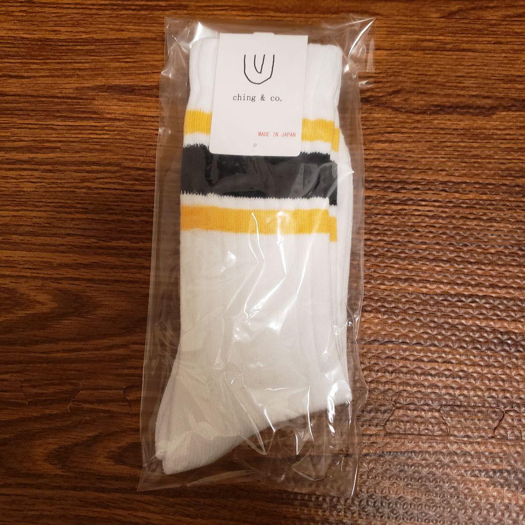 チンアンドコー 靴下 "NEW SKATER -yellow- " Socks — image 4