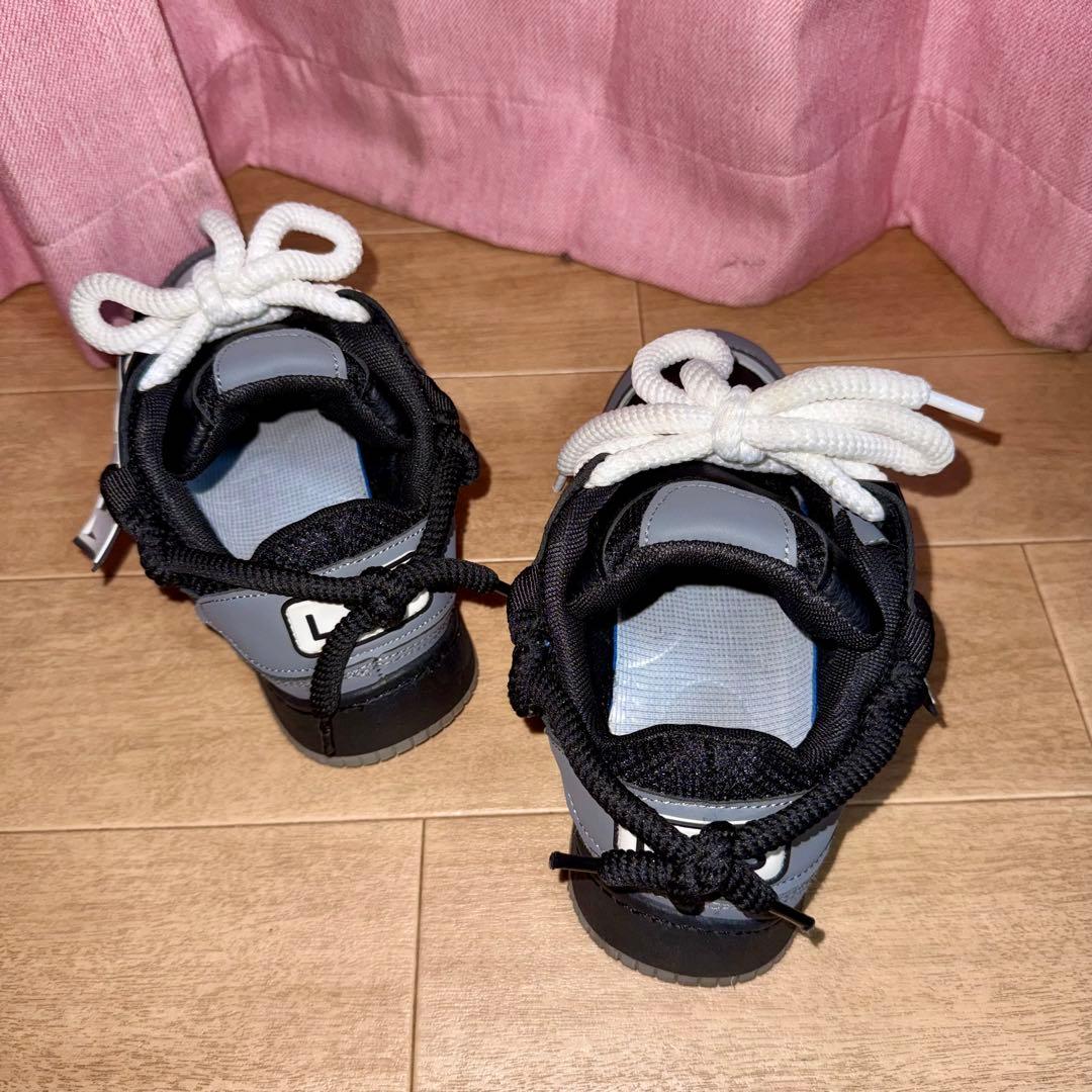 ブラック グレー スニーカー — image 4