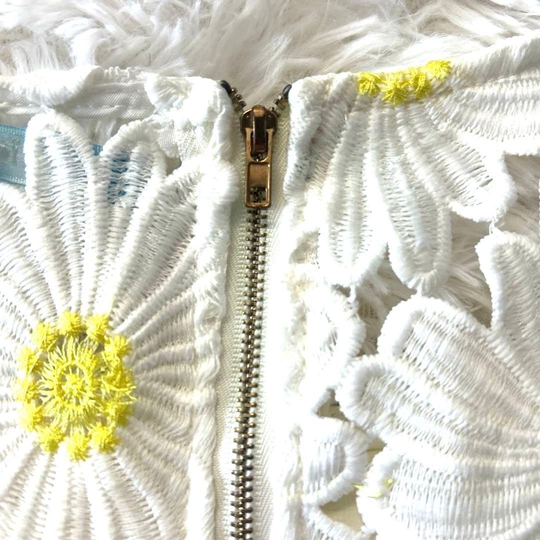 ワークカット花柄刺繍ノースリーブトップス エンブロイダリー　ホワイト×イエロー — image 5
