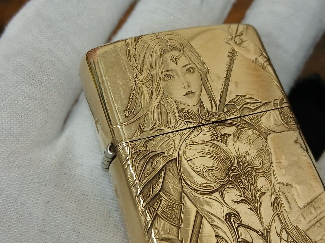 新品 ZORRO 女戦士の両面彫刻加工 オイルライター 真鍮製 喫煙グッズ — image 3