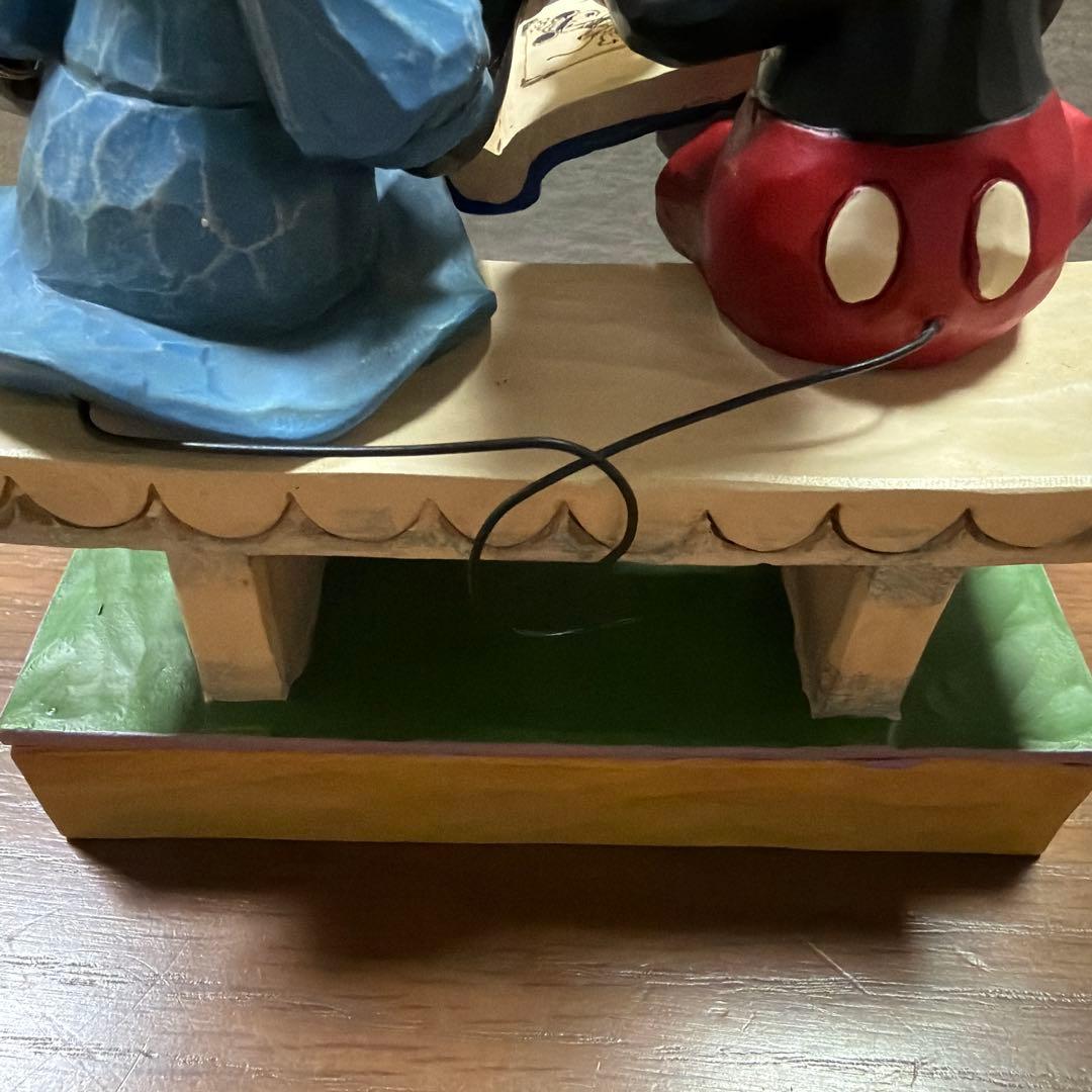 最終値下げ！ディズニー ミッキー ミニー 木製風陶器 — image 4
