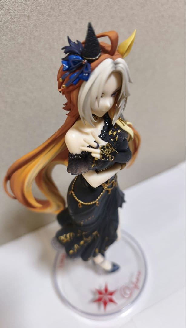 ウマ娘 オルフェーヴル トリオトライト フィギュア ラウンドワン限定 開封品 — image 2