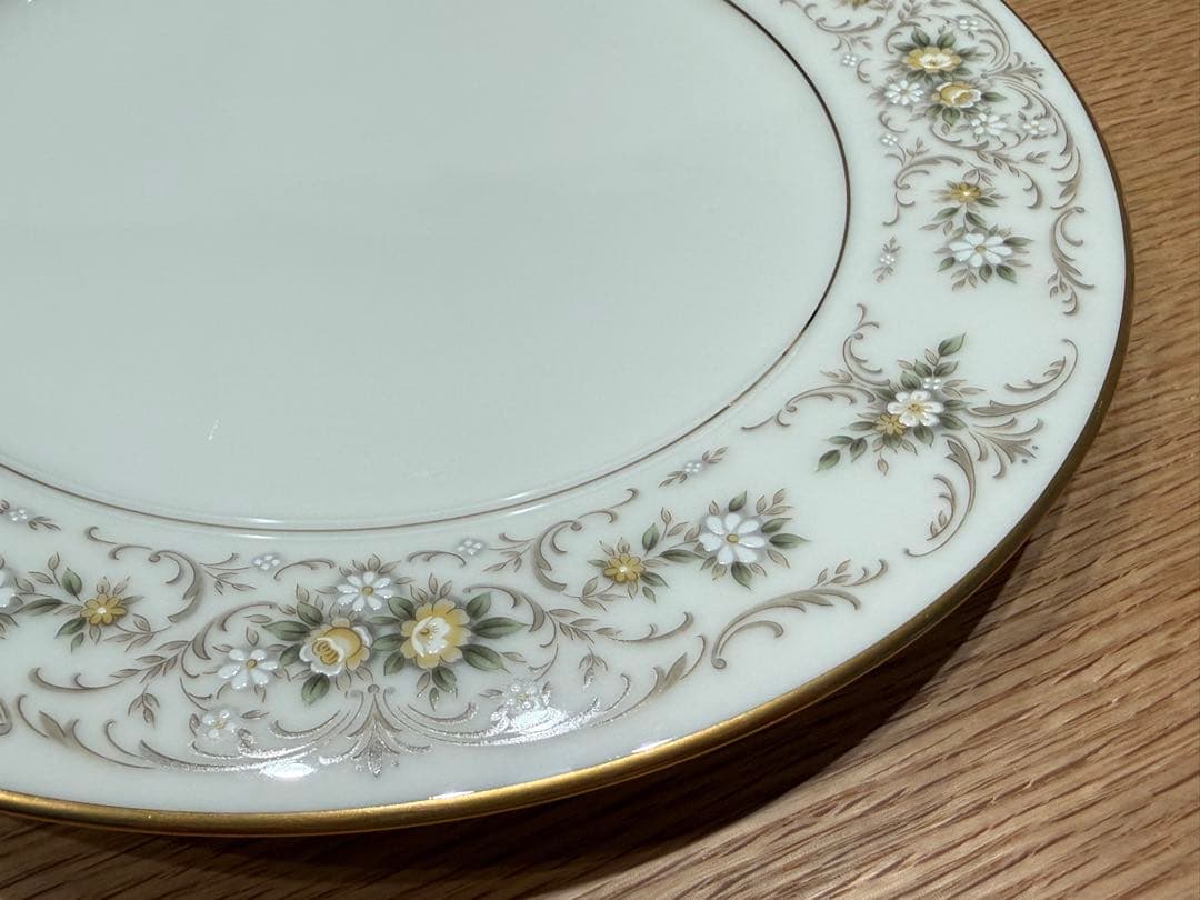 ノリタケ NORITAKE 花柄 プレート 4枚セット 金彩 — image 3