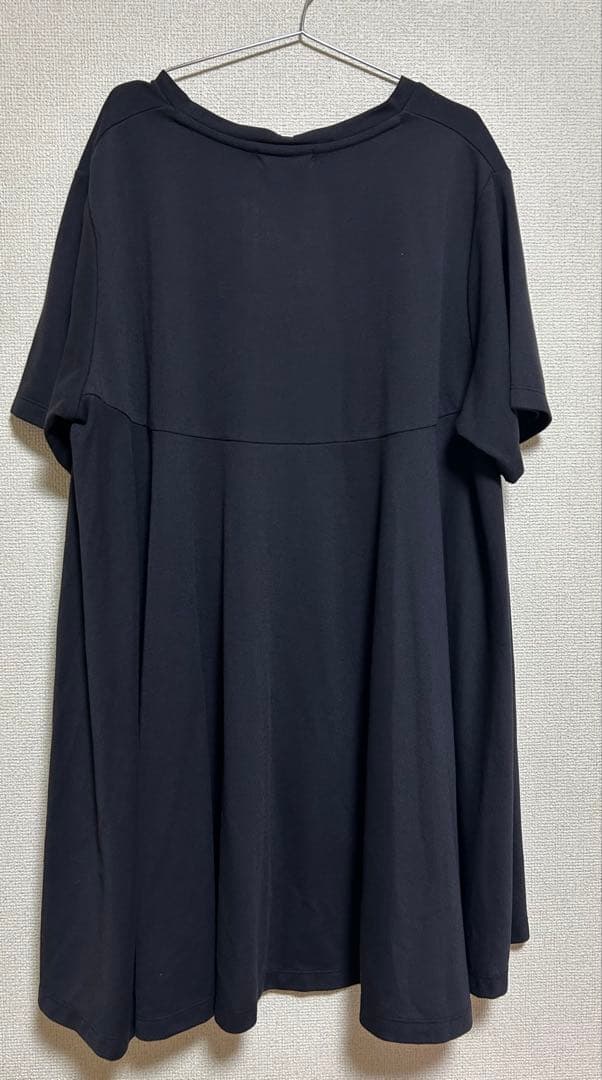 未使用　大きいサイズ　フレアシルエット 半袖レディースカットソー☆３ Lサイズ — image 2
