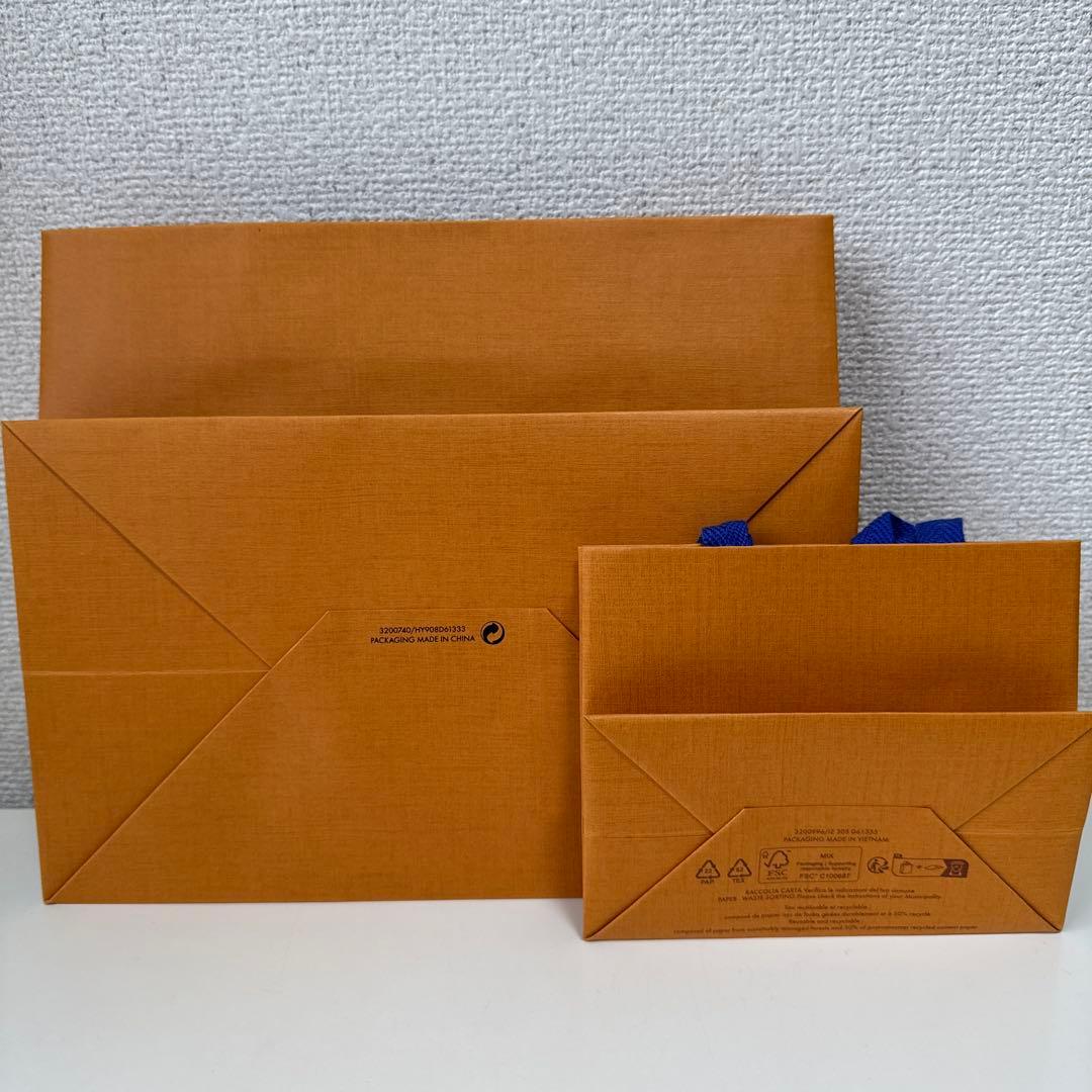 LOUIS VUITTON ショップ袋 2枚セット — image 2