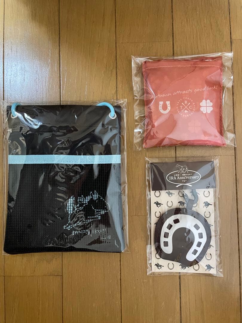 JRA ウェルカムチャンス　D賞　サコッシュ　ブルー　おまけ付き — image 3