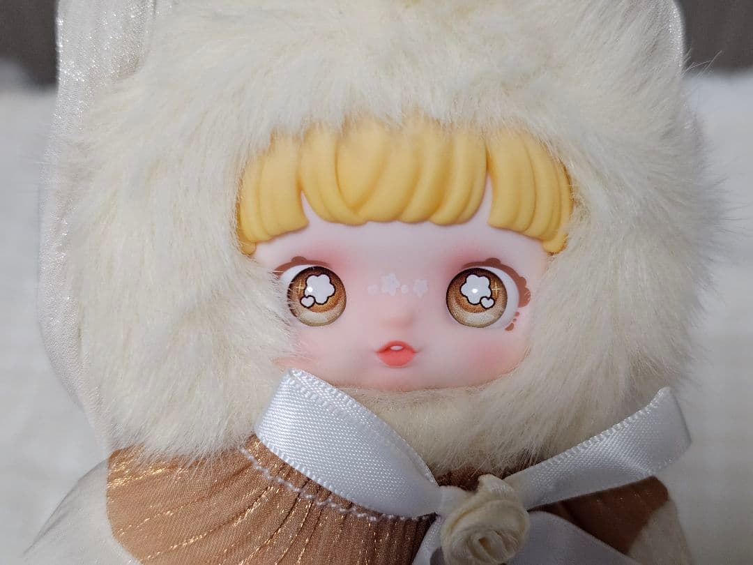 Yomi ROSENOCTURNEぬいぐるみキーホルダー — image 3