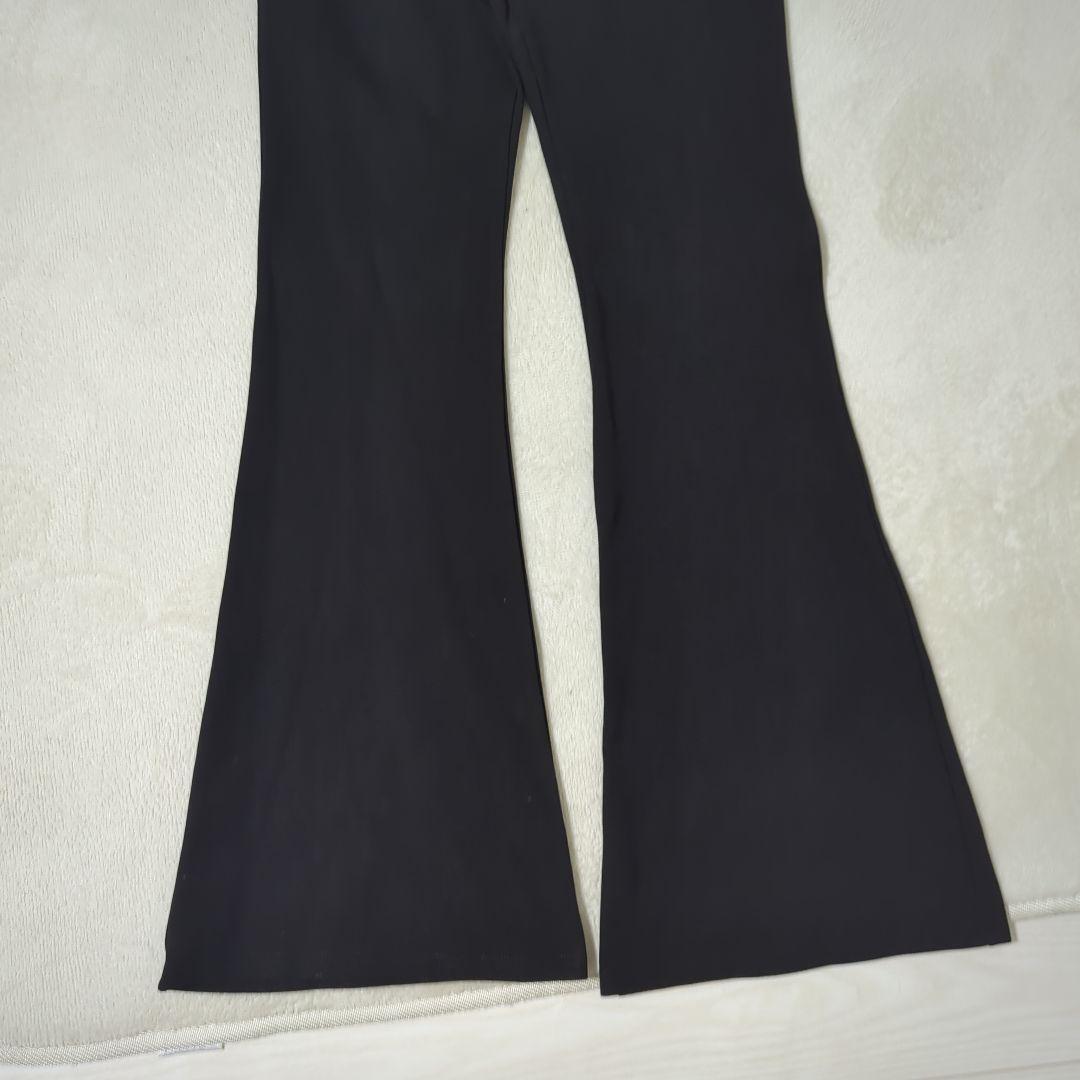 セシルマクビー　ブラック フレアパンツ スラックス — image 3
