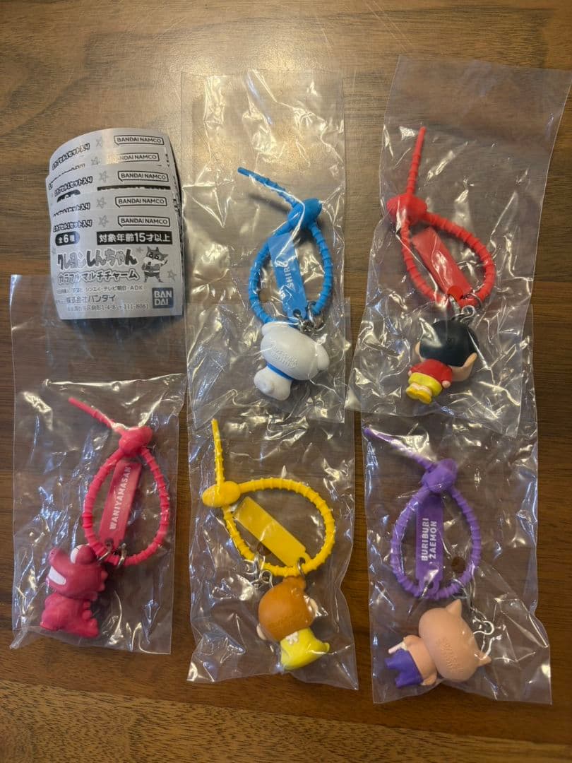 匿名配送　クレヨンしんちゃん カラフルマルチチャーム　セミコンプセット — image 2