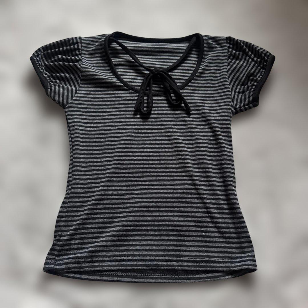 SONA ⭐︎新品⭐︎　ボーダー 半袖 Tシャツ パフスリーブ リボン付き — image 2