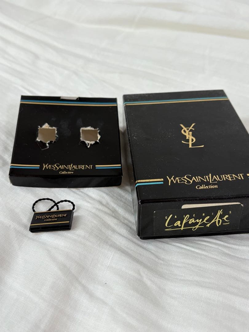 Yves Saint Laurent archiveハート　イヤリング　箱つき — image 4