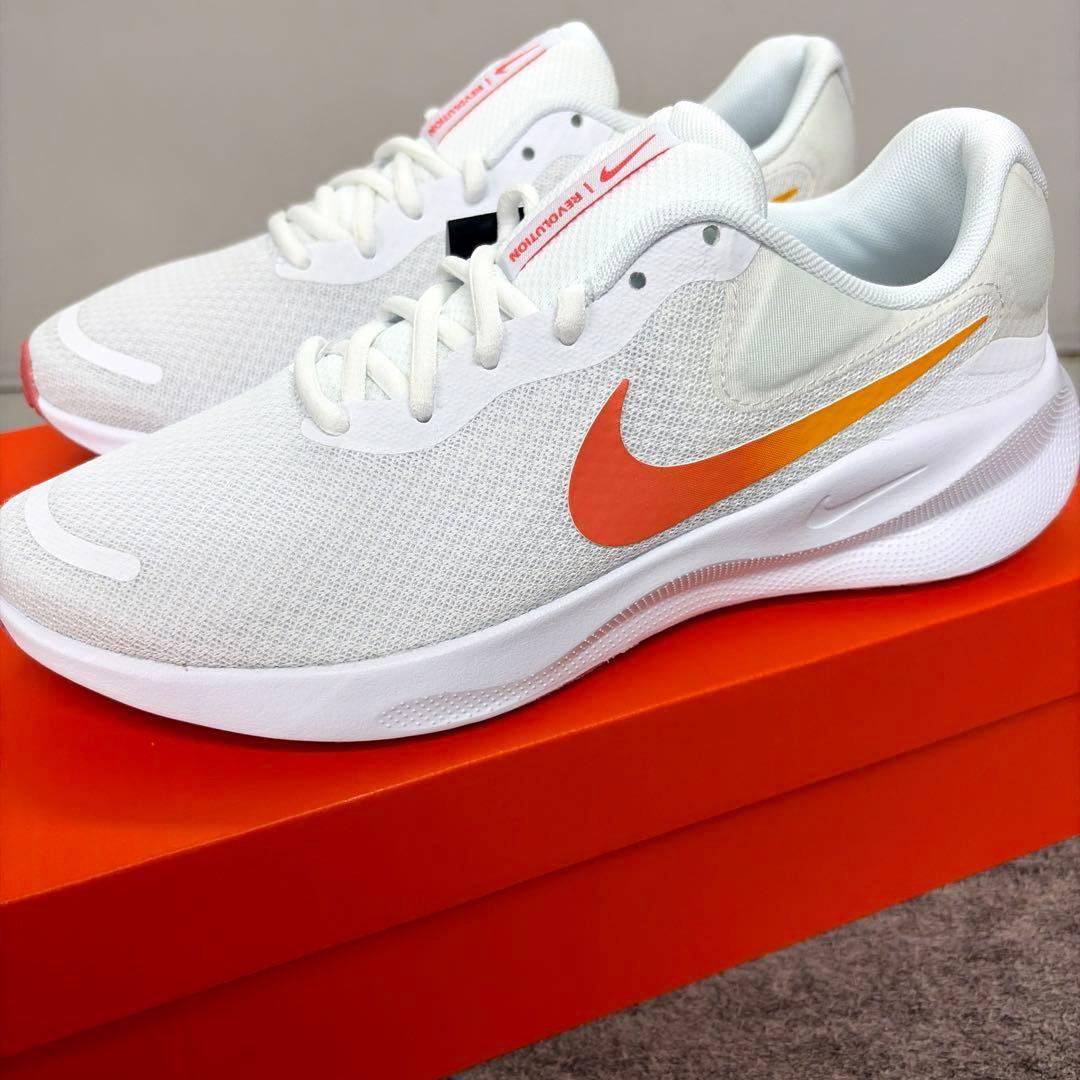 新品 NIKE ナイキ ランニングシューズ 26.5 — image 2