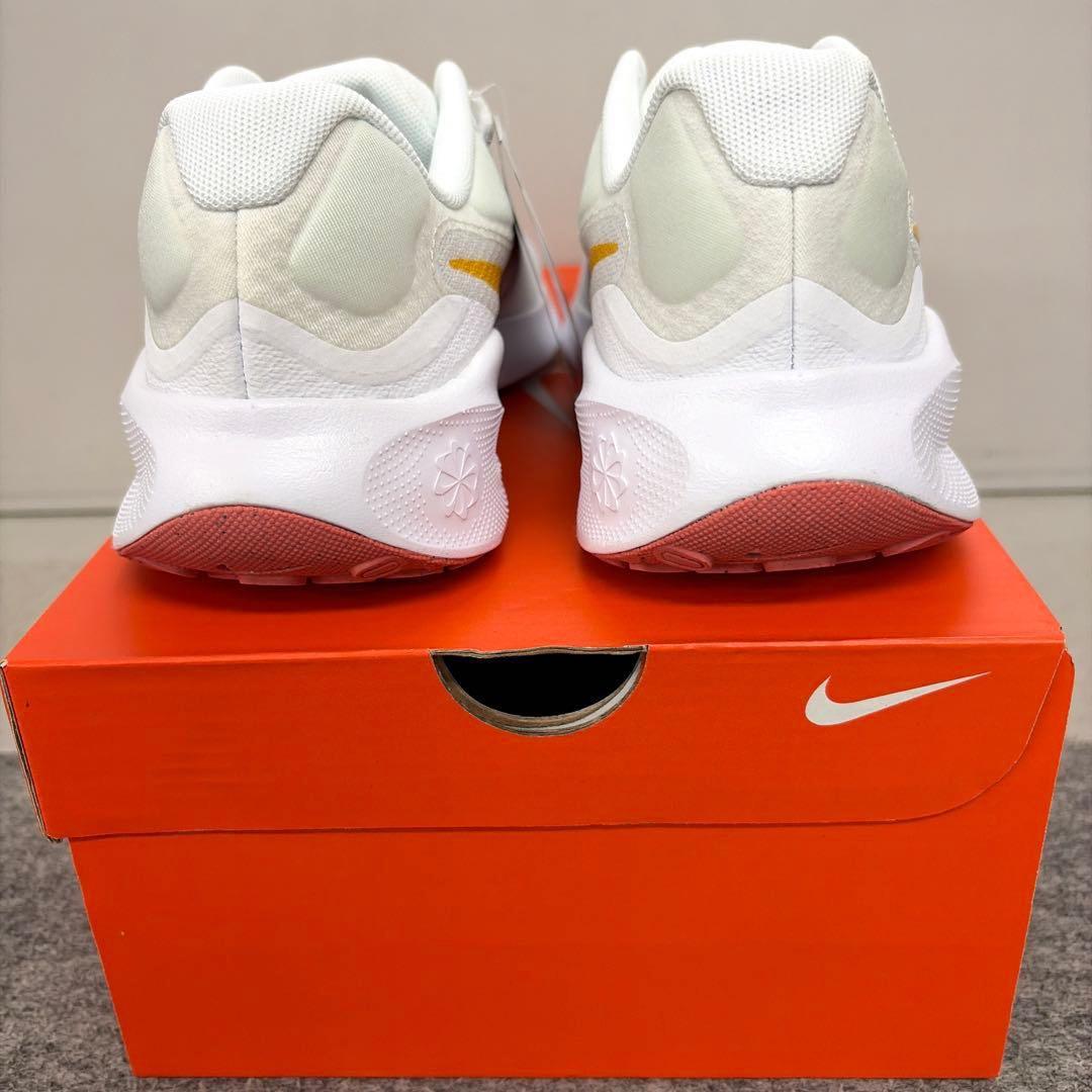 新品 NIKE ナイキ ランニングシューズ 26.5 — image 5