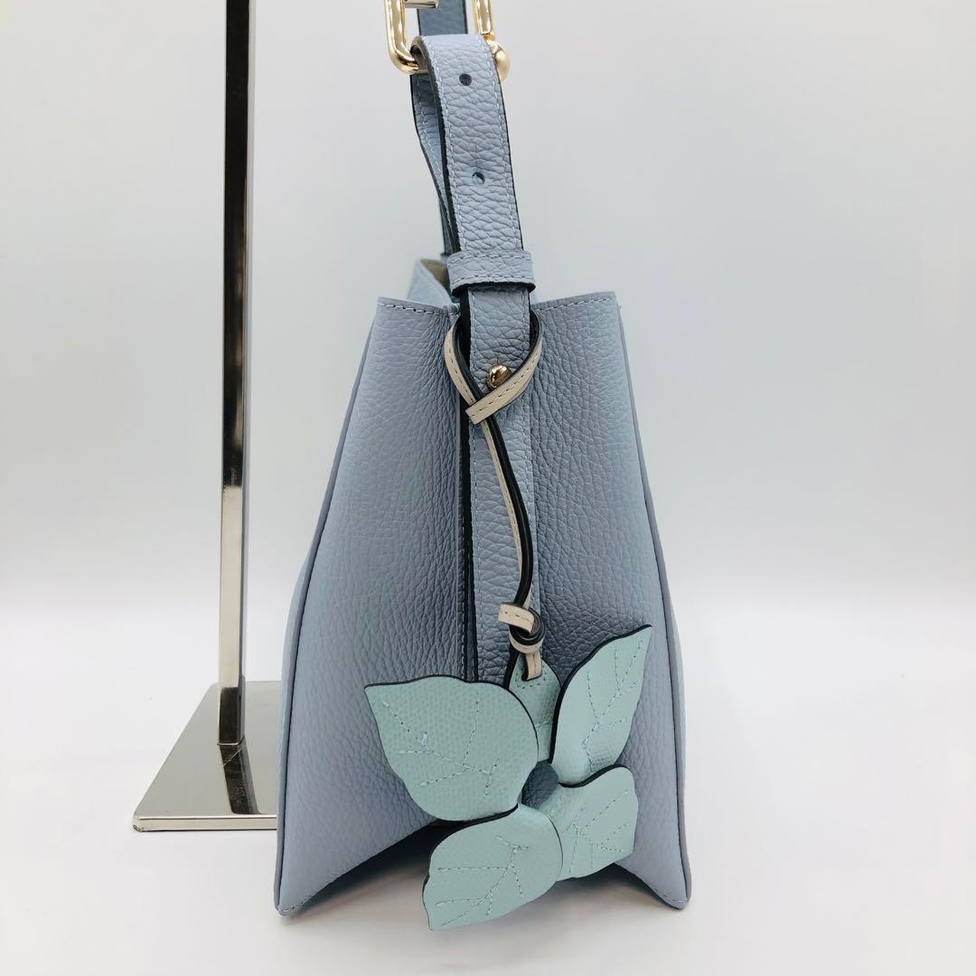 FURLAハンドバッグ NUVOLA MINI バケットバッグ レザー ブルー — image 5