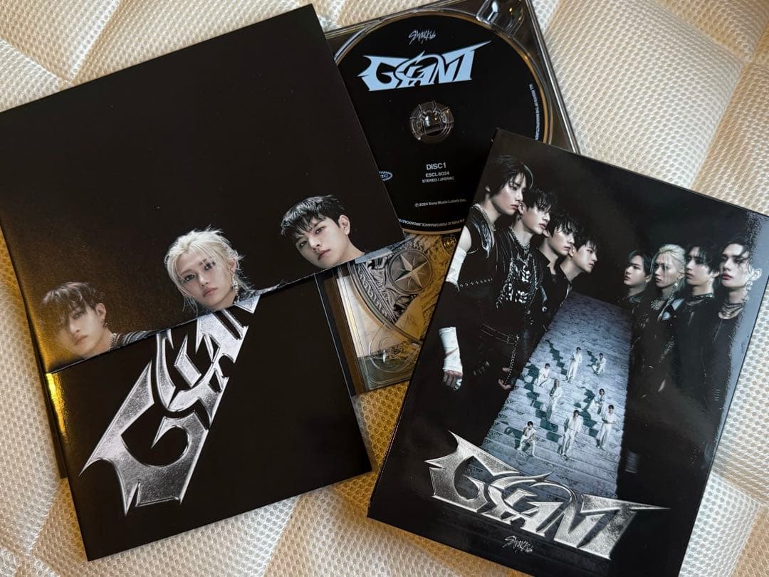 StrayKids GIANT 初回生産限定盤A CD ストレイキッズ — image 2
