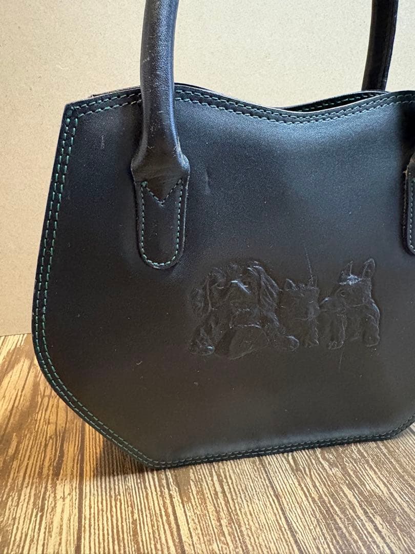 Kitamura キタムラ　ハンドバッグ　犬　型押し　エンボス加工 — image 3