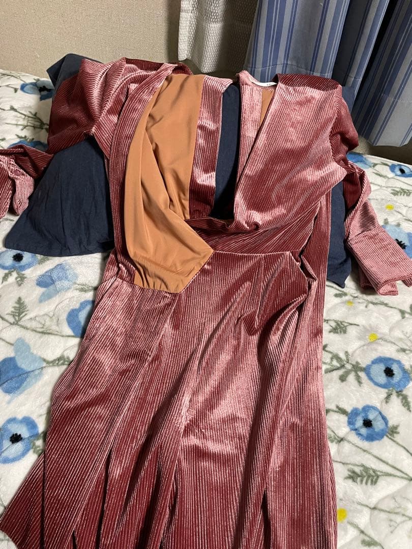カシュクールオールインワン LILY BROWN オーバーオール サロペット — image 3