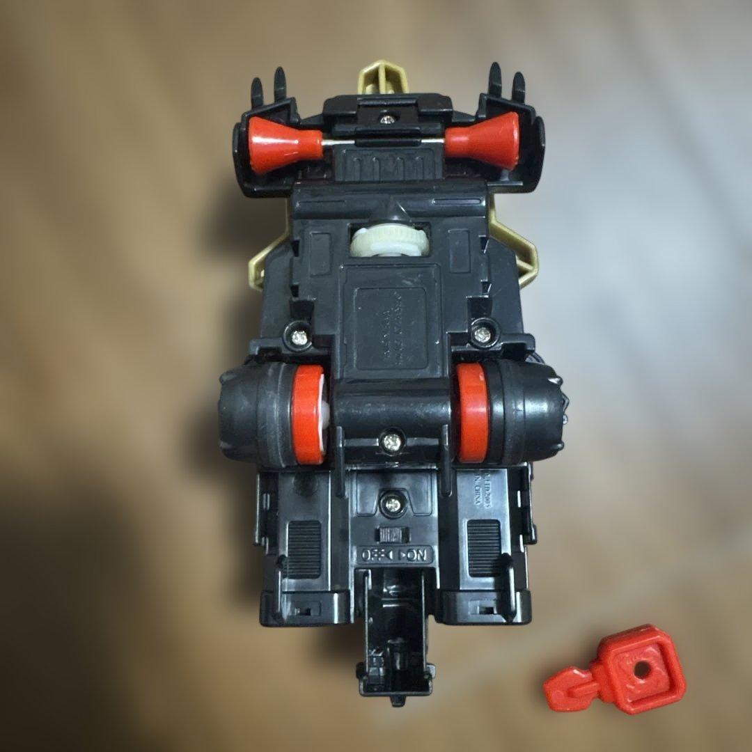 斬撃バトル騎刃王 龍王牙 — image 5