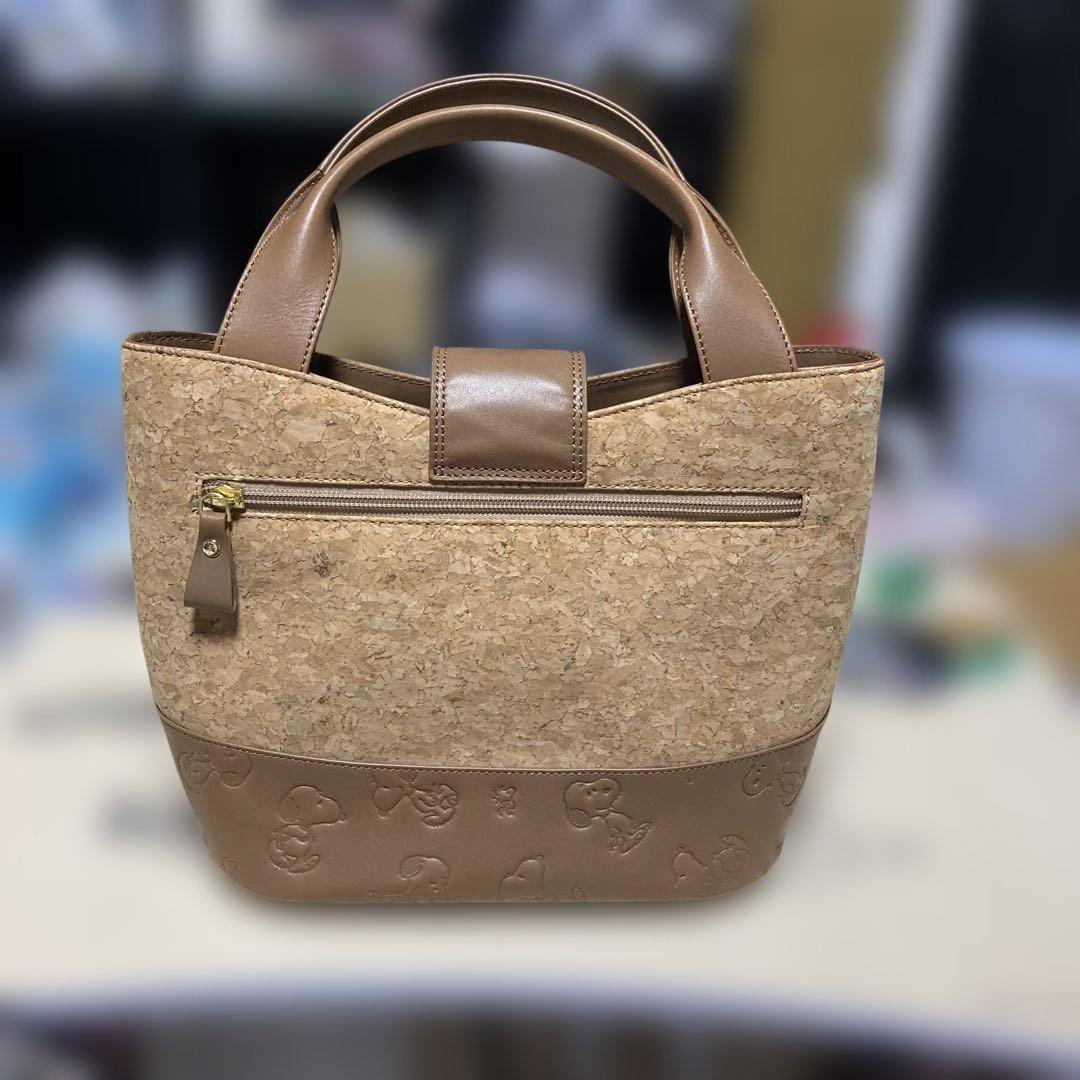 うさぎ様専用　スヌーピー　コルクと合成皮革のトートバッグ — image 3
