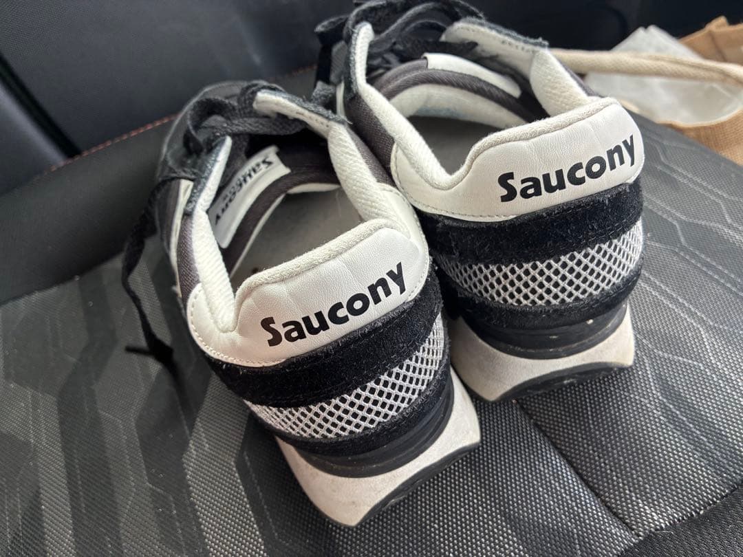 Saucony スニーカー ブラック ホワイト — image 3