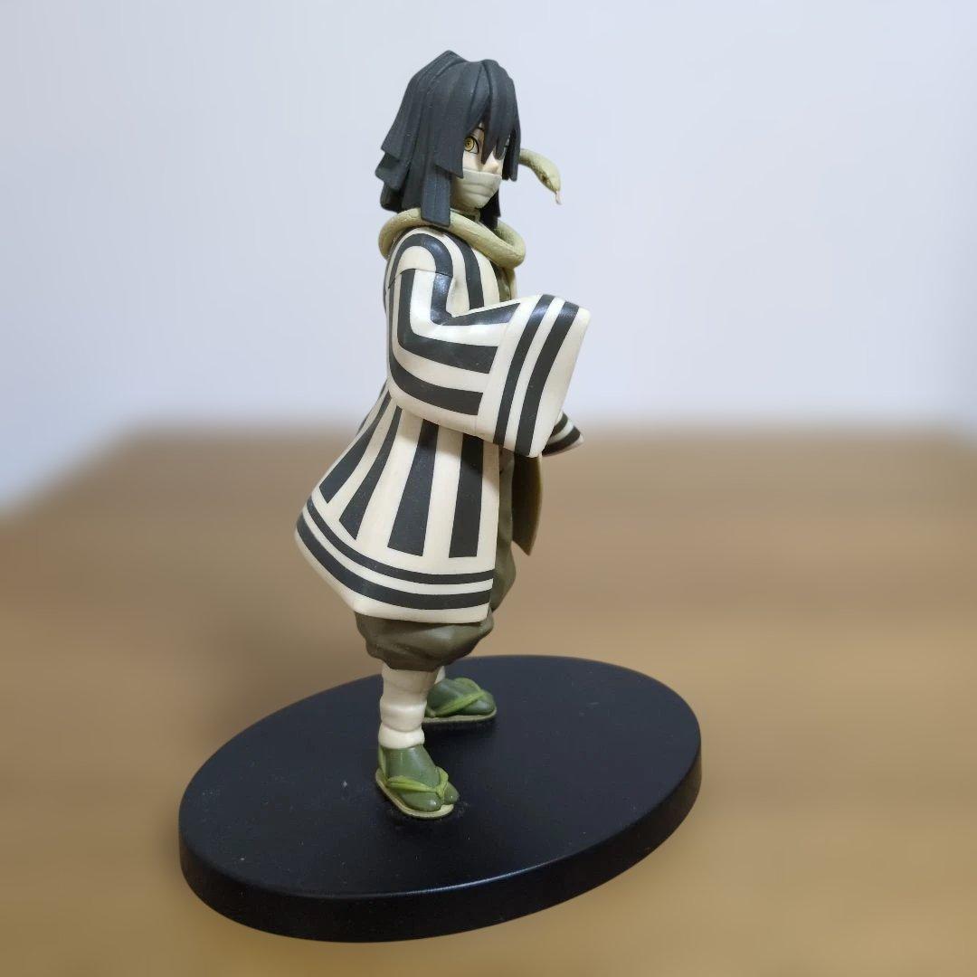 鬼滅の刃 伊黒小芭内 フィギュア — image 5