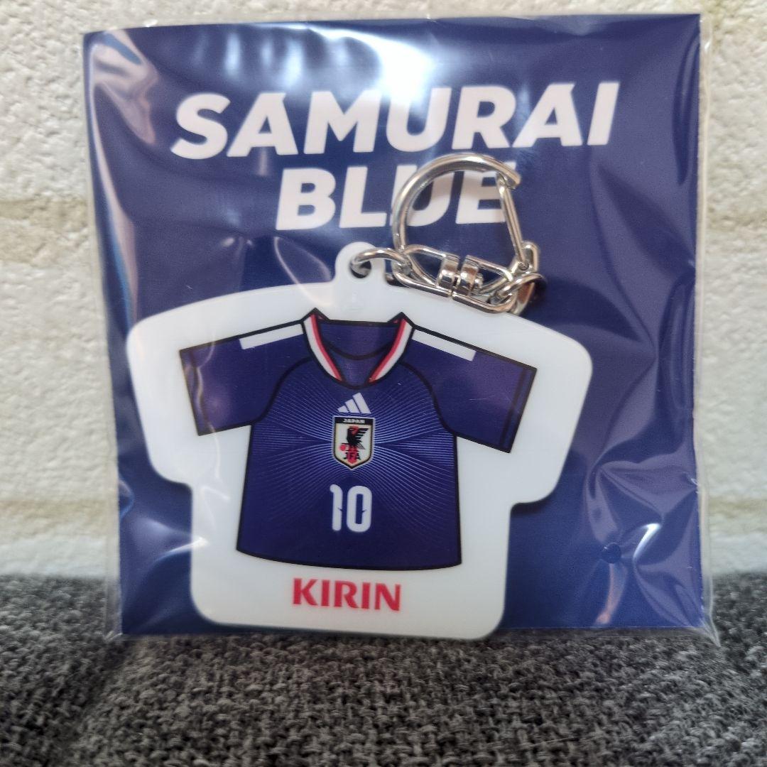サッカー日本代表 ユニフォーム型キーホルダー⑩堂安⑱上田　2個セット — image 3