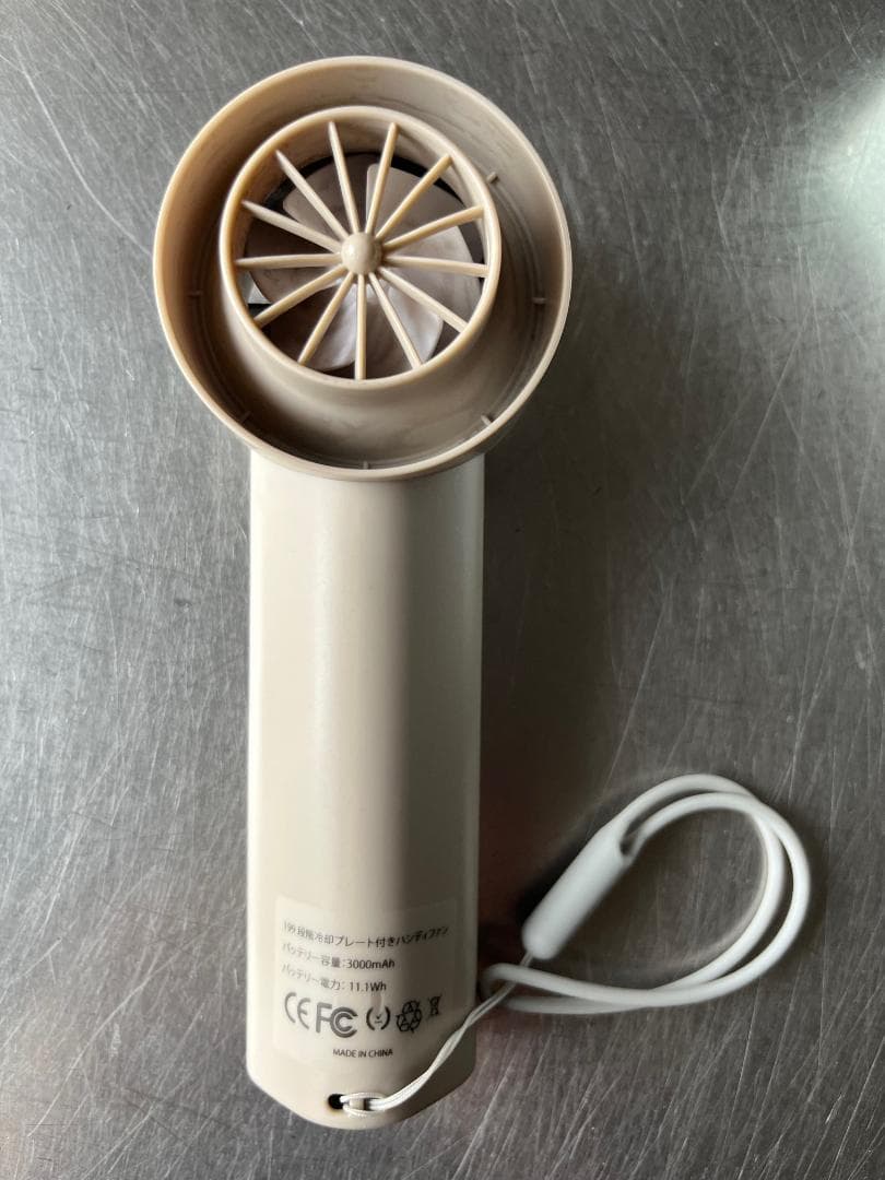 送料無料 美品 ハンディファン 扇風機 小型扇風機 LIZDAYS — image 2
