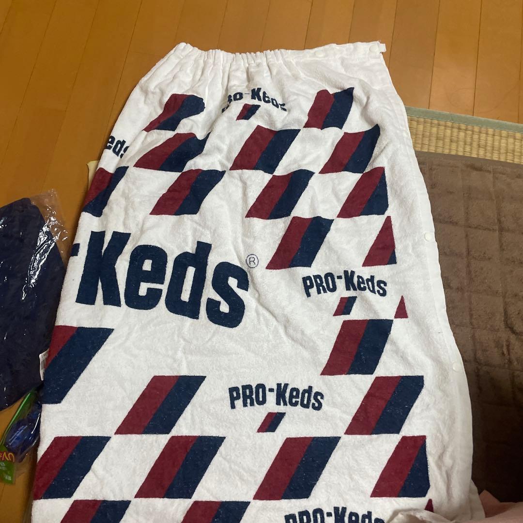 スクール水着 170Eサイズ PRO-Kedsタオル付 — image 2