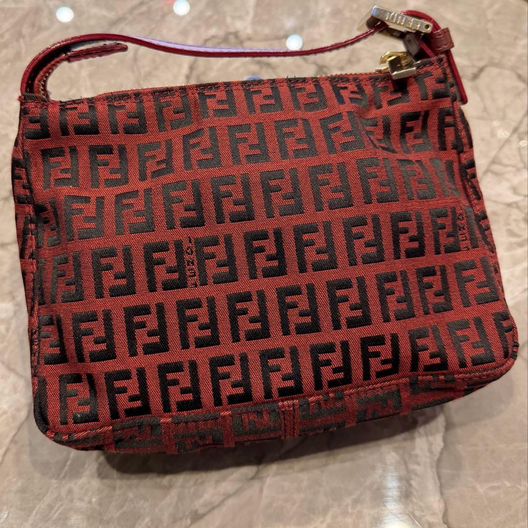 Fendi FFロゴショルダーバッグ レッド/ブラック ほぼ未使用品 — image 2