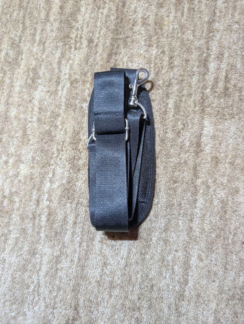 極美品　ivoler ハードキャリングケース ブラック — image 5
